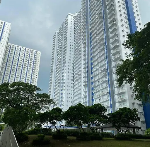 Grass Residences T3 11th Floor With Balcony * Manila